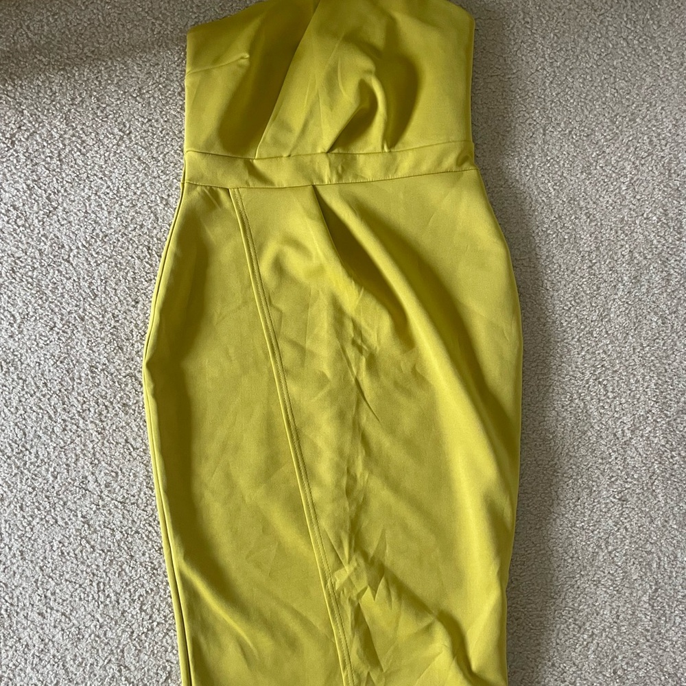 Boohoo Yellow Strapless Dress - Size 16 NWT